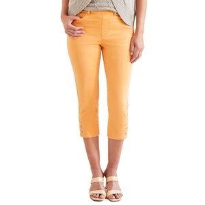 Tribal Fia Pull on Capri with Front Pocket and Snap Detail - Apricot Sz 18 NEW